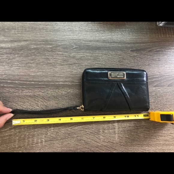 Marc by Marc Jacobs Black Leather Wallet - Picture 13 of 13